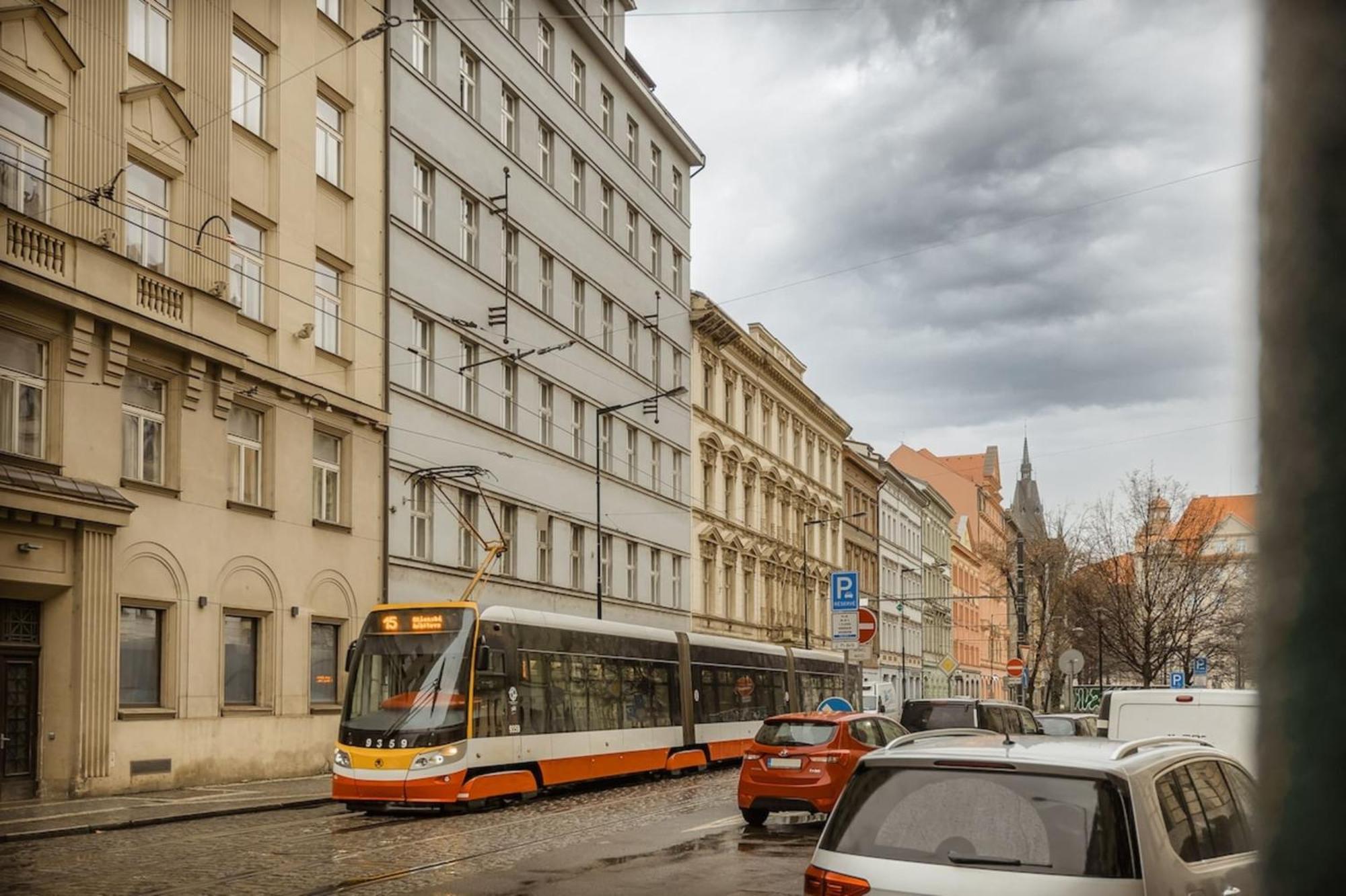 Cozy & Comfortable Apt Walking Anywhere You Want Sen Praha Eksteriør bilde